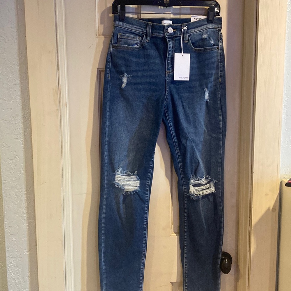 NWT Ripped Jeans